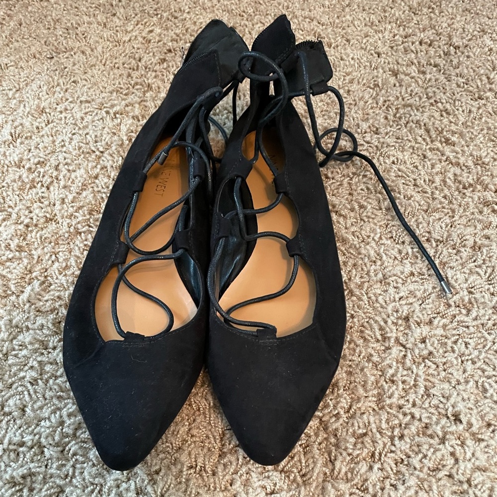 Nine West lace up flats